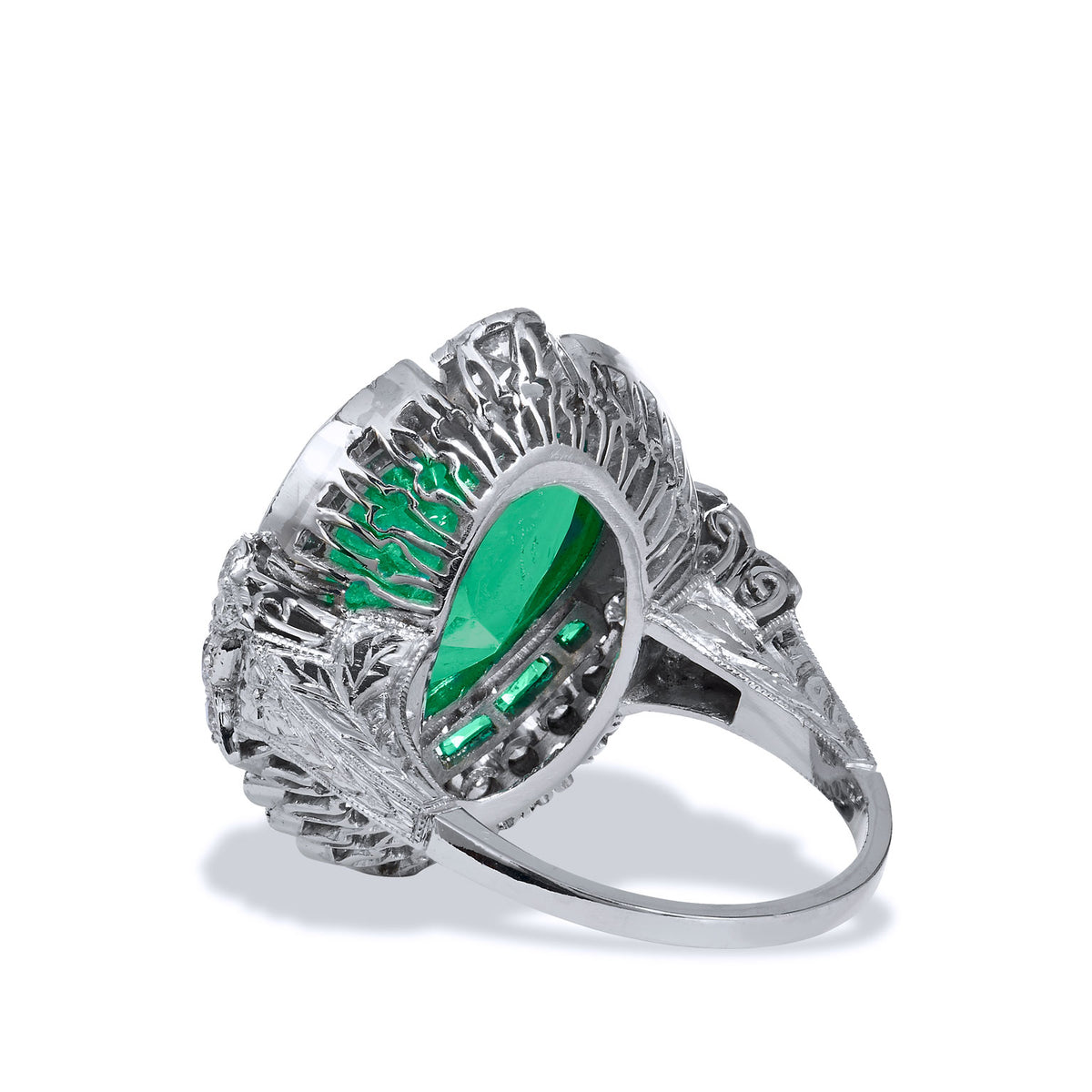 Heart Shape 5.87 Carat Colombian Emerald Ring - Alternate View 3