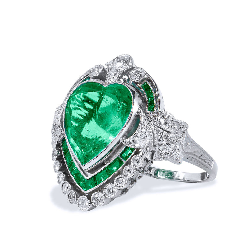 Heart Shape 5.87 Carat Colombian Emerald Ring Rings Estate & Vintage
