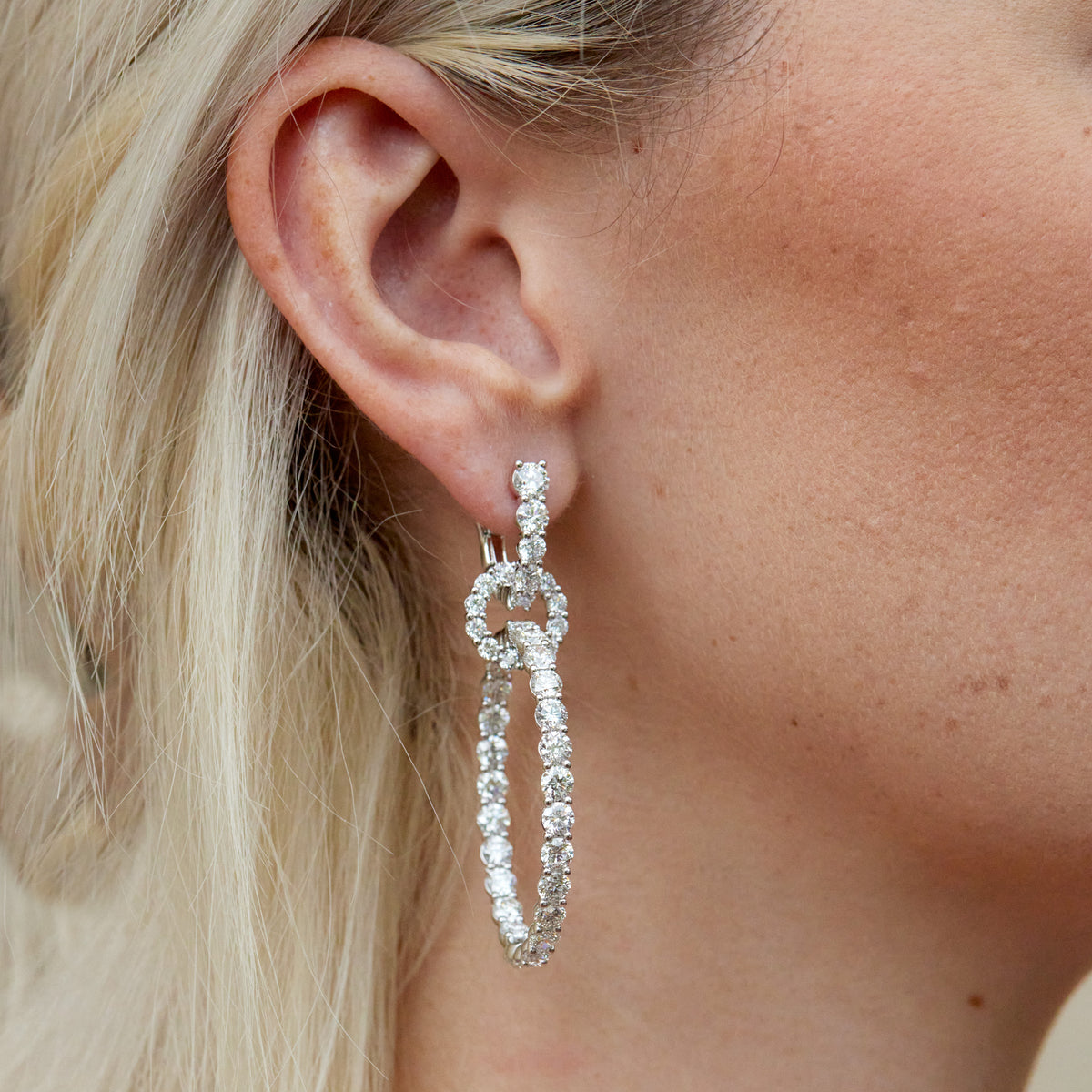 Diamond 18K White Gold Drop Earrings - Alternate View 2