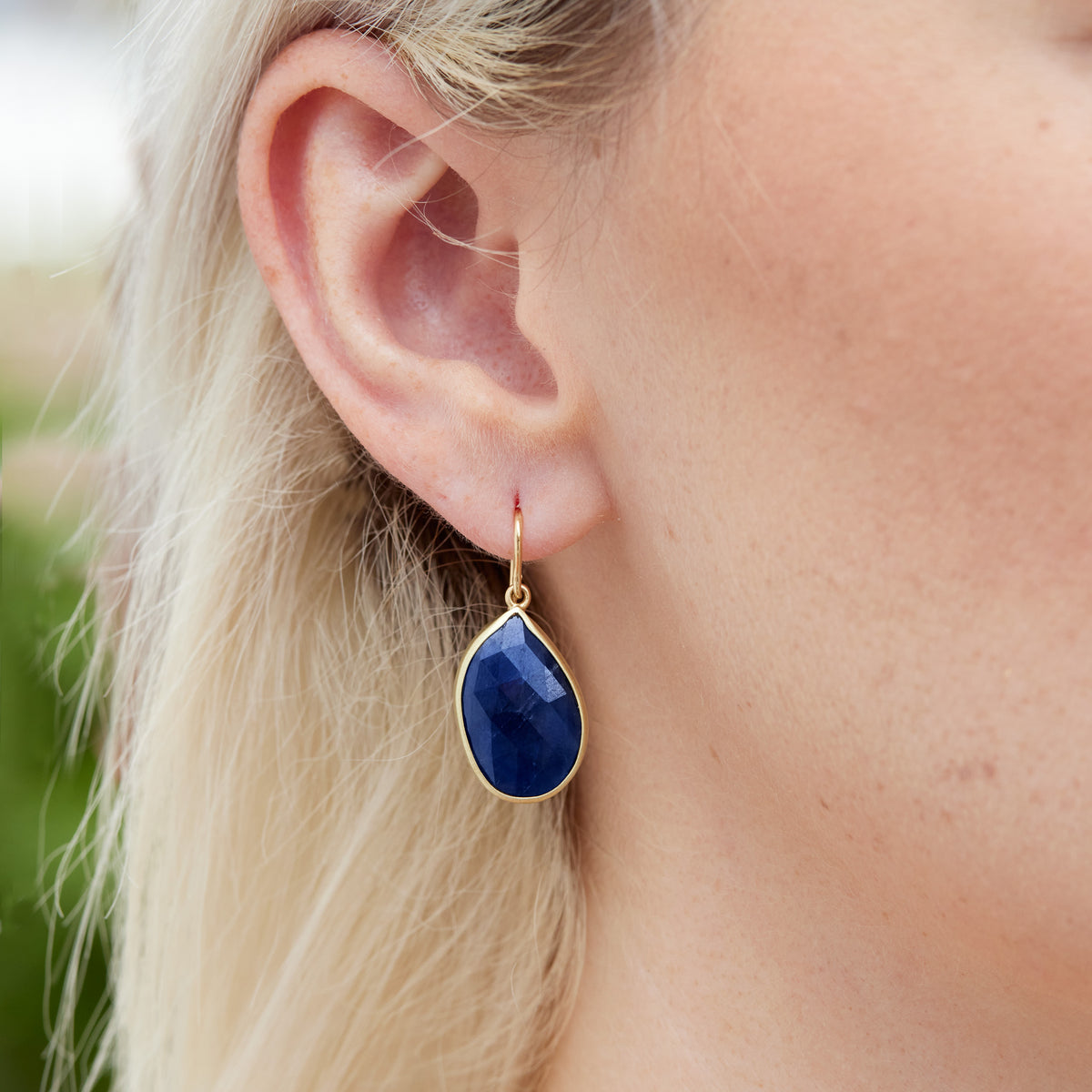Dark Blue Sapphire Slice Yellow Gold Drop Earrings - Alternate View 2