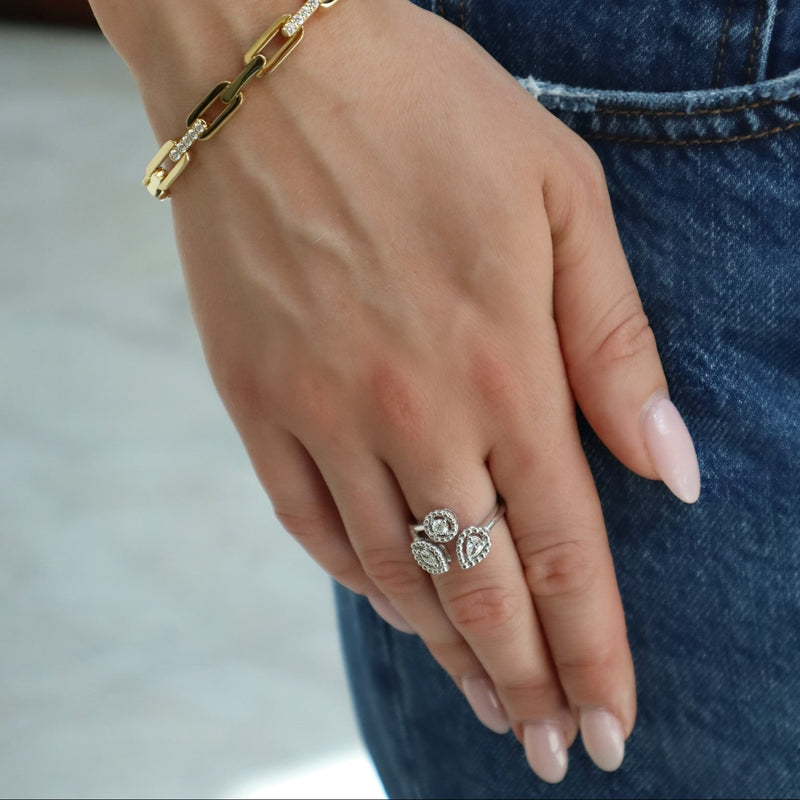 18kt White Gold Dolcetto 3 Stone Diamond Ring Rings Roberto Coin