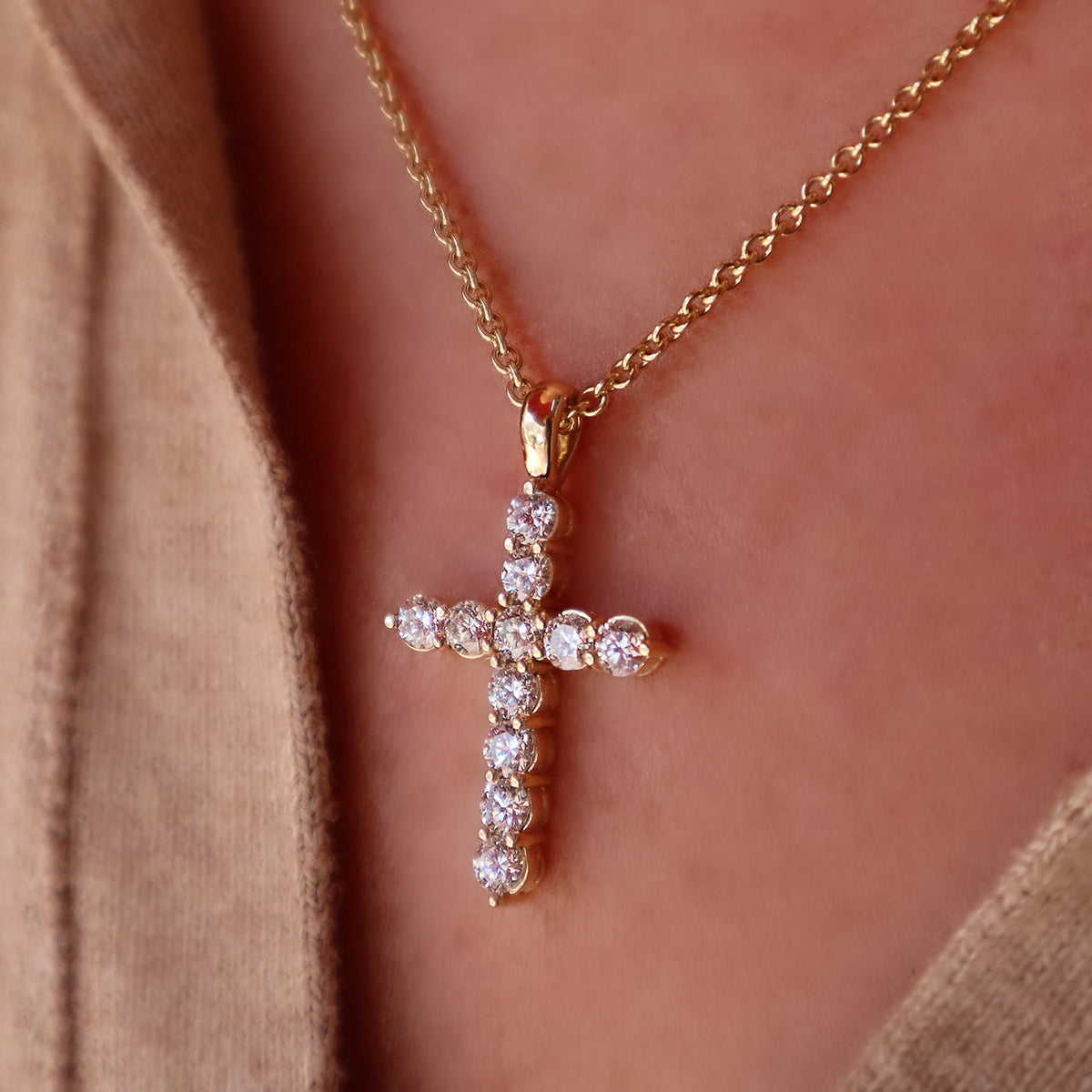 18KT Yellow Gold Diamond Cross Pendant - Alternate View 1