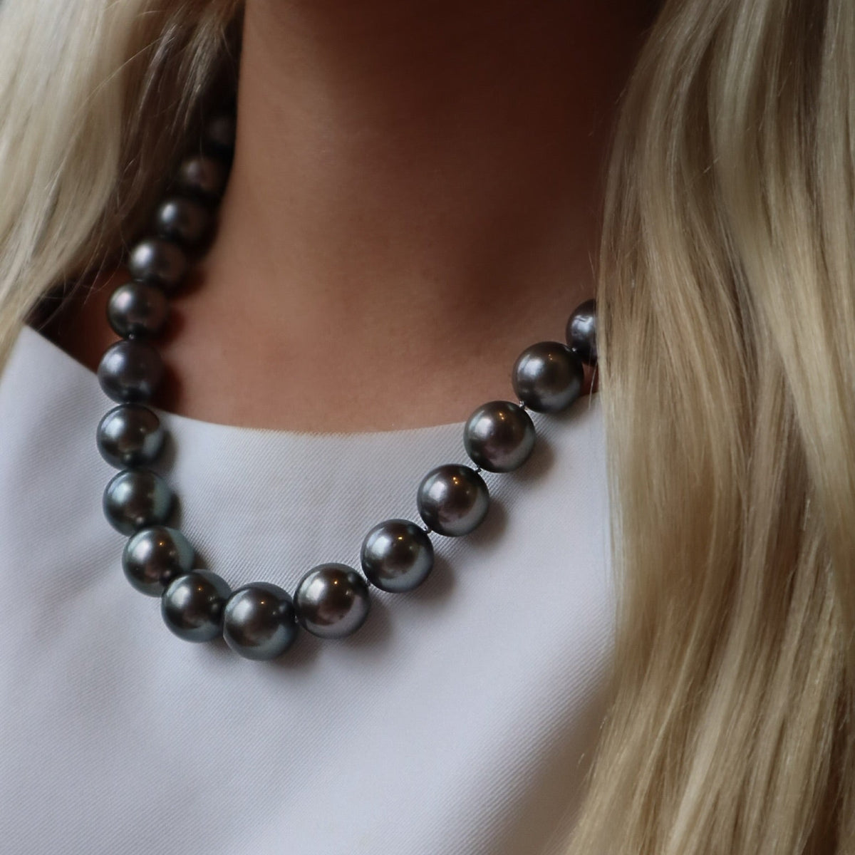 Tahitian Pearl Diamond White Gold Estate Necklace - Alternate View 3
