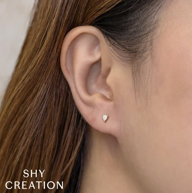 14K White Gold Pear Shaped Diamond Stud Earrings Earrings Shy Creation