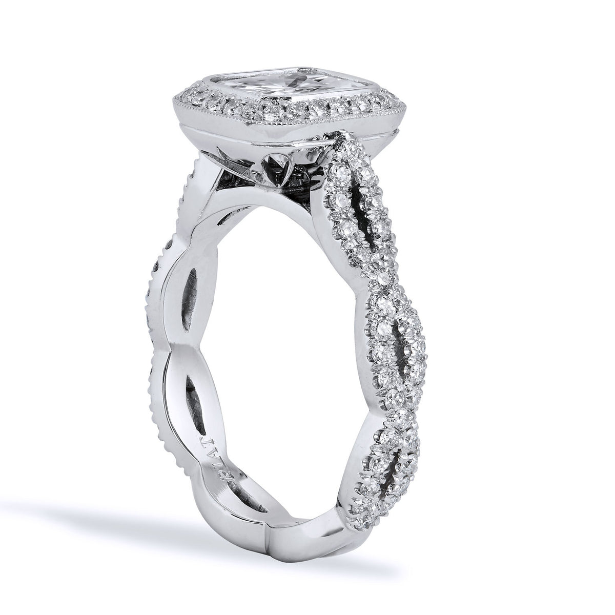 Cushion Cut Diamond Trellace Engagement Ring - Alternate View 3